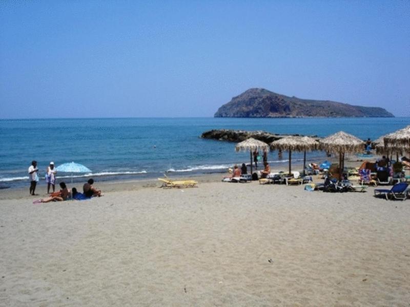 Margarita Beach Hotel Agia Marina エクステリア 写真