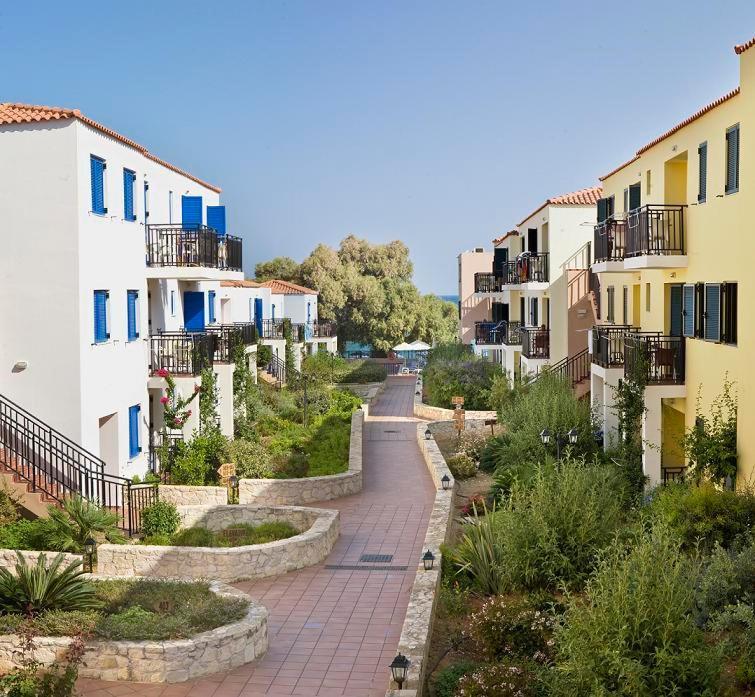 Margarita Beach Hotel Agia Marina エクステリア 写真
